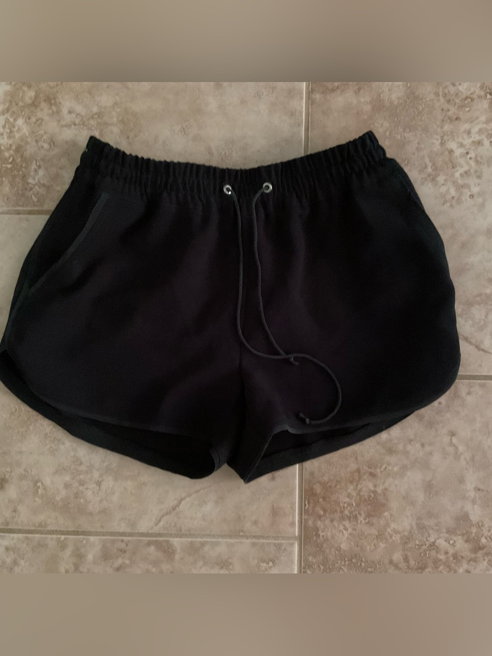 Aritzia Wilfred Shorts